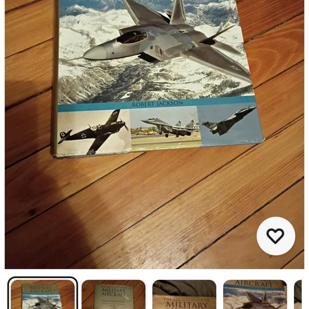 Combat Aircraft Collection Book - Picture 8 of 9